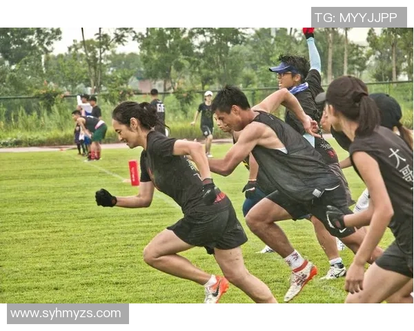 吴磊畅谈飞盘运动的乐趣与技巧分享,带你领略飞盘的魅力与挑战 吴磊畅谈飞盘运动的乐趣与技巧分享,带你领略飞盘的魅力与挑战