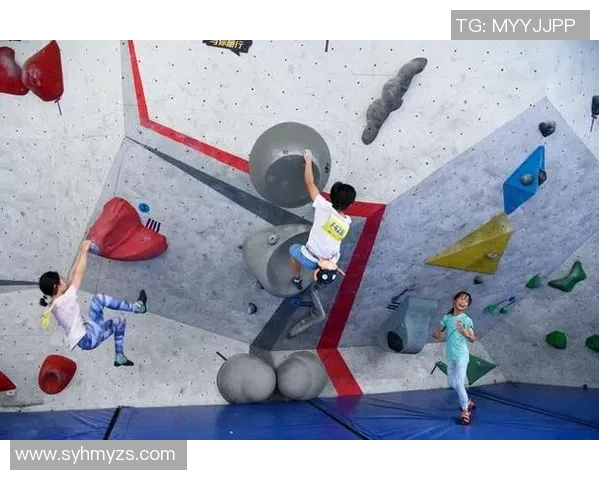 南京攀岩队荣登攀岩灵活性排行榜首位引领全国攀岩新风潮 南京攀岩队荣登攀岩灵活性排行榜首位引领全国攀岩新风潮