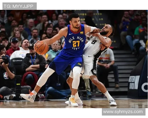 骑士与湖人激战正酣腾讯直播全程呈现精彩瞬间与赛后分析 骑士与湖人激战正酣腾讯直播全程呈现精彩瞬间与赛后分析