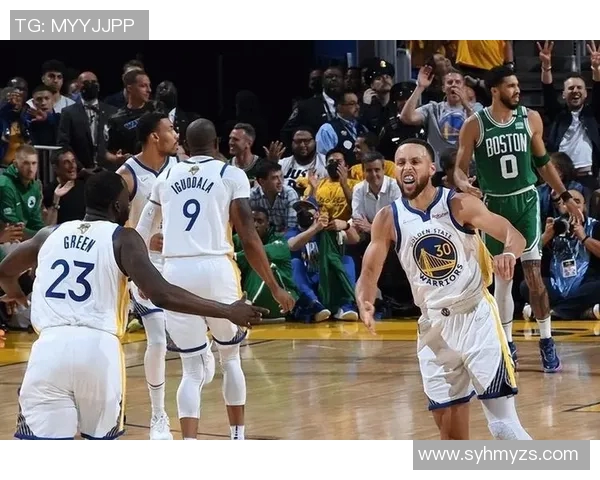 勇士与国王激战1月10日NBA赛场精彩对决引发球迷热议 勇士与国王激战1月10日NBA赛场精彩对决引发球迷热议