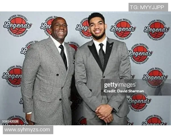 卡尔安东尼唐斯：从新星到领袖的成长之路与未来展望